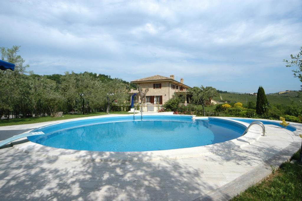 Agriturismo Il Crinale Castorano  Exterior foto
