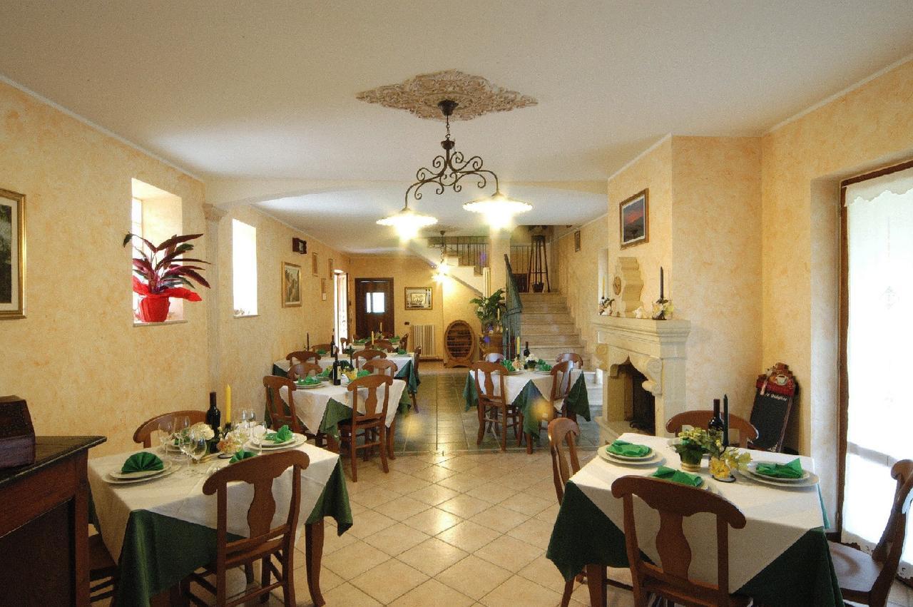 Agriturismo Il Crinale Castorano  Exterior foto